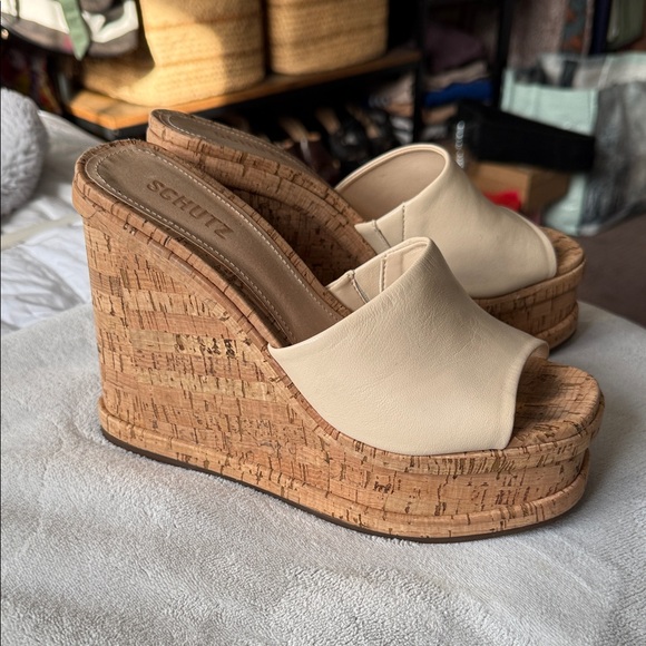 SCHUTZ Shoes - SCHUTZ Cream Wedge Sandals